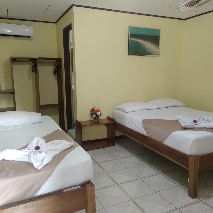 Cabinas Smith Cahuita Kültér fotó