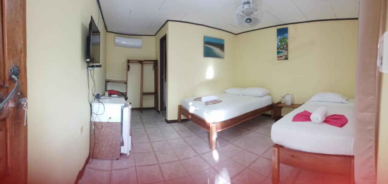 Cabinas Smith Cahuita Kültér fotó