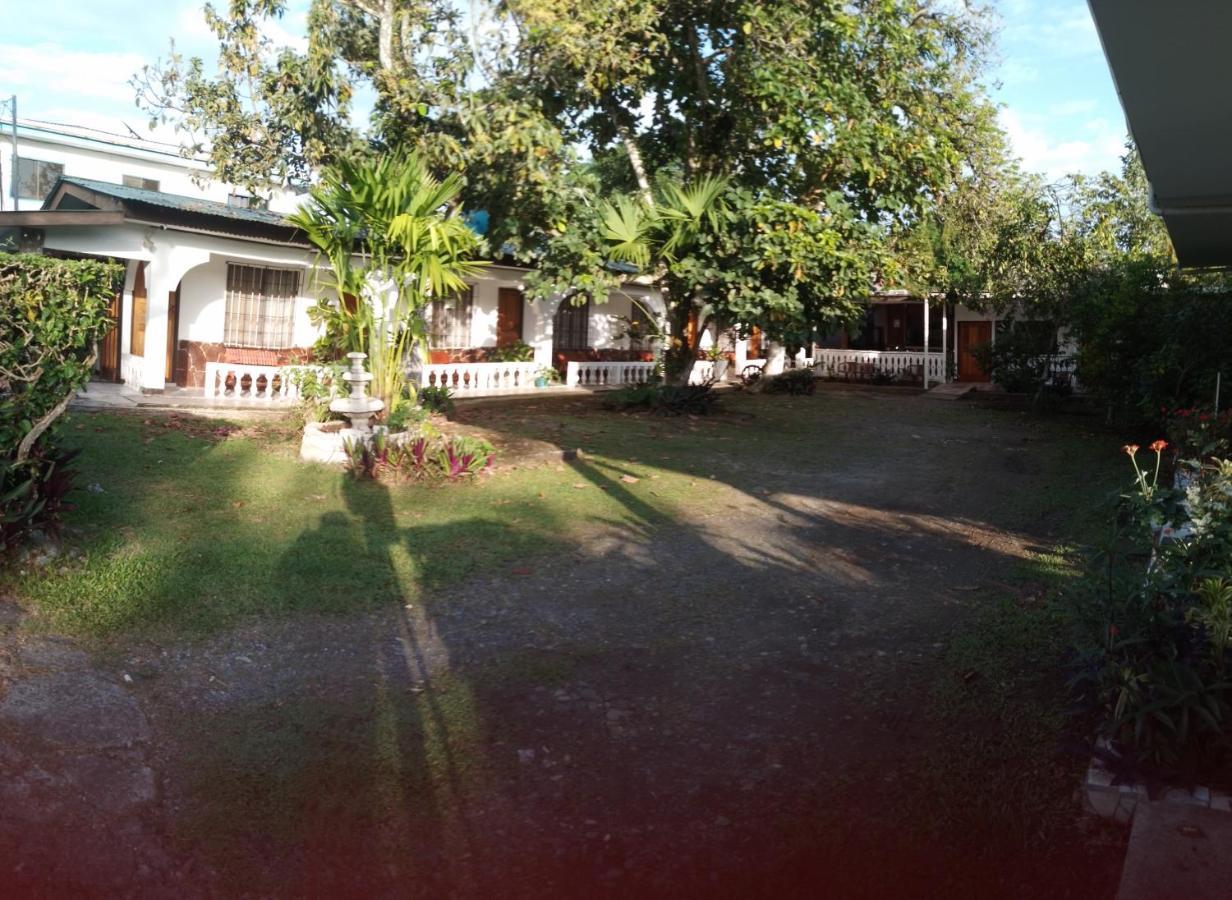Cabinas Smith Cahuita Kültér fotó