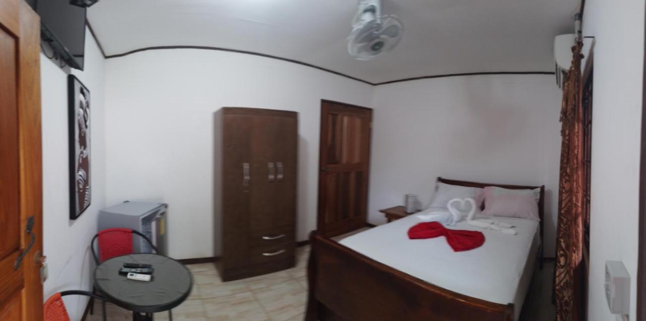 Cabinas Smith Cahuita Kültér fotó